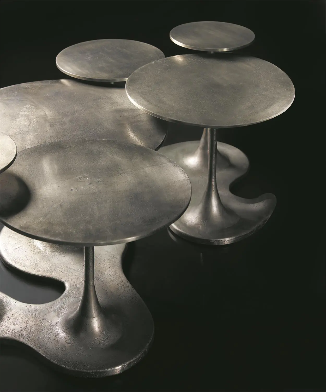 大茶几-鬱金香鑄鋁