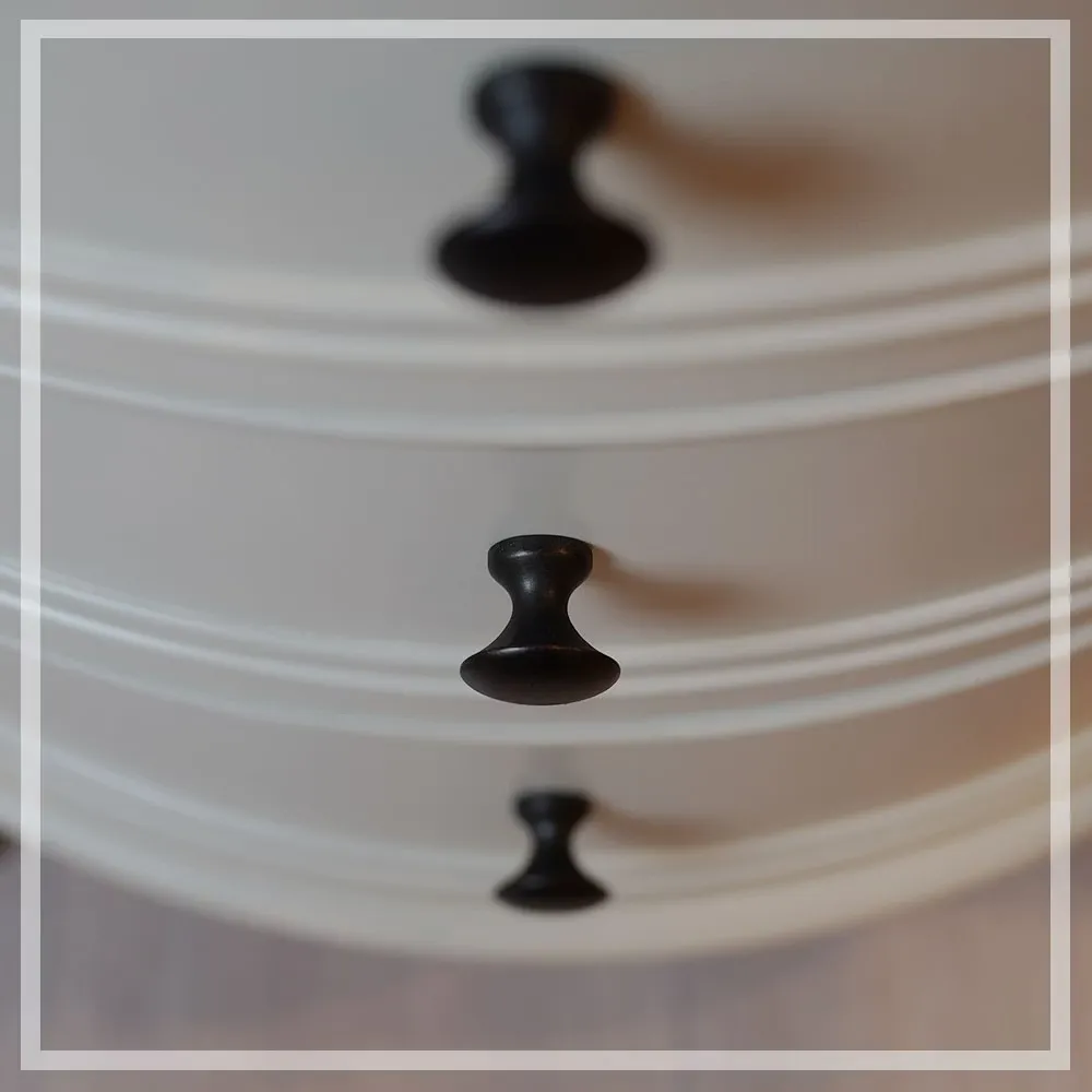 IVY 床頭櫃／三抽