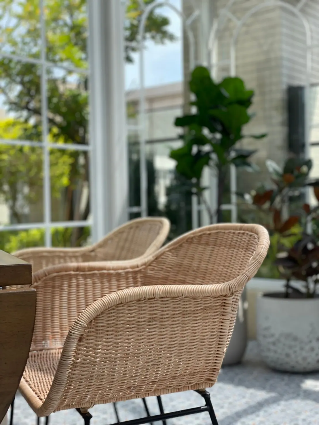 VENLO 吧檯椅 黑腳