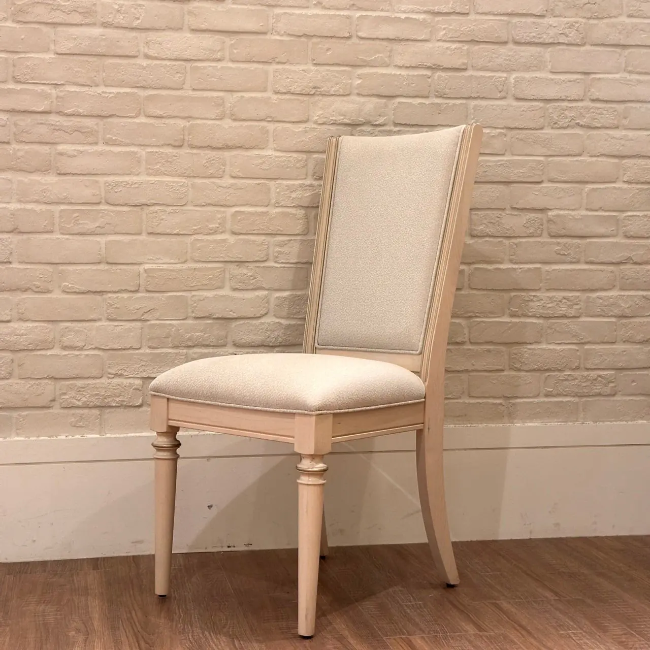 FL-LG-30001WH0-1 FAIRFIELD 餐椅 奶油白